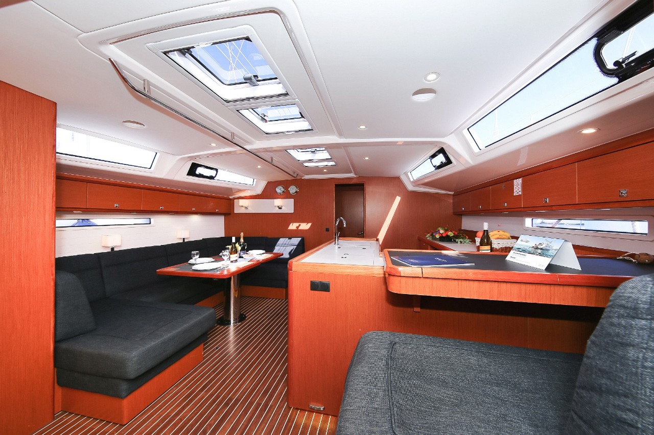 Bavaria Cruiser 56, Domo | Yacht Charter Croatia