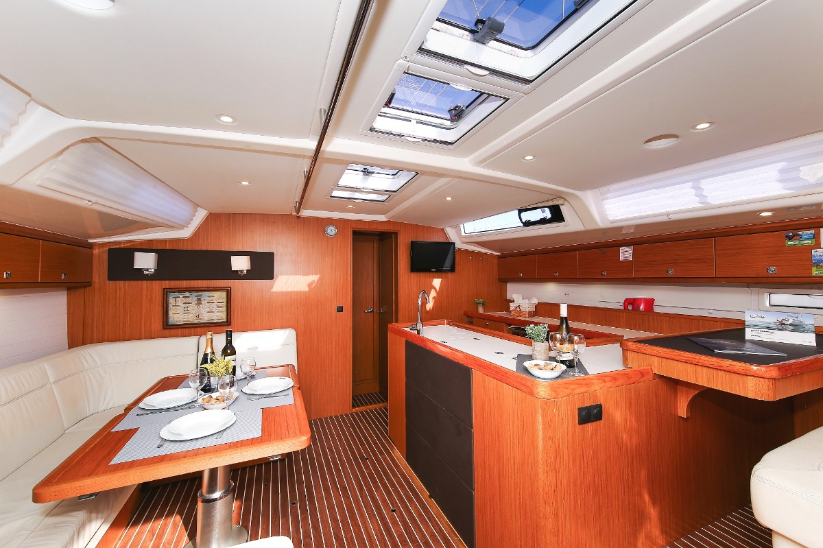 Bavaria Cruiser 56, Mandy | Yacht Charter Croatia