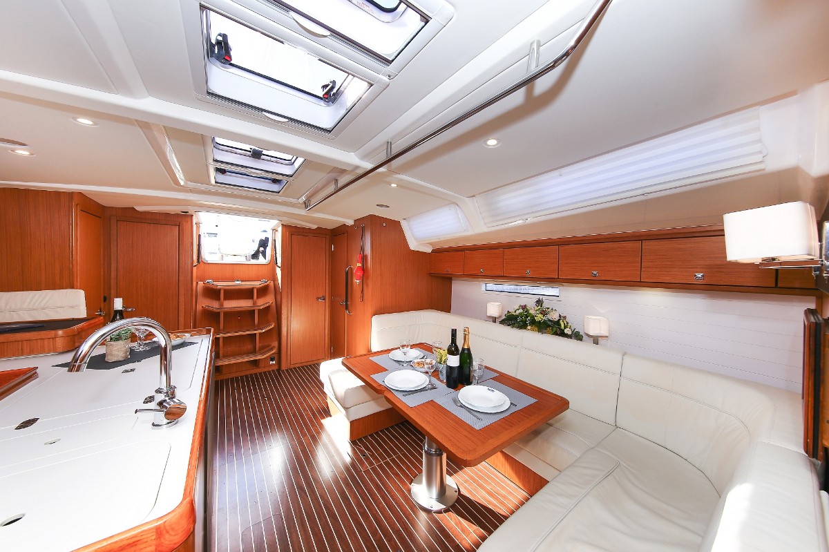 Bavaria Cruiser 56, Mandy | Yacht Charter Croatia