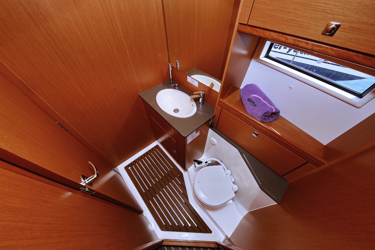 Bavaria Cruiser 56, Mandy | Yacht Charter Croatia