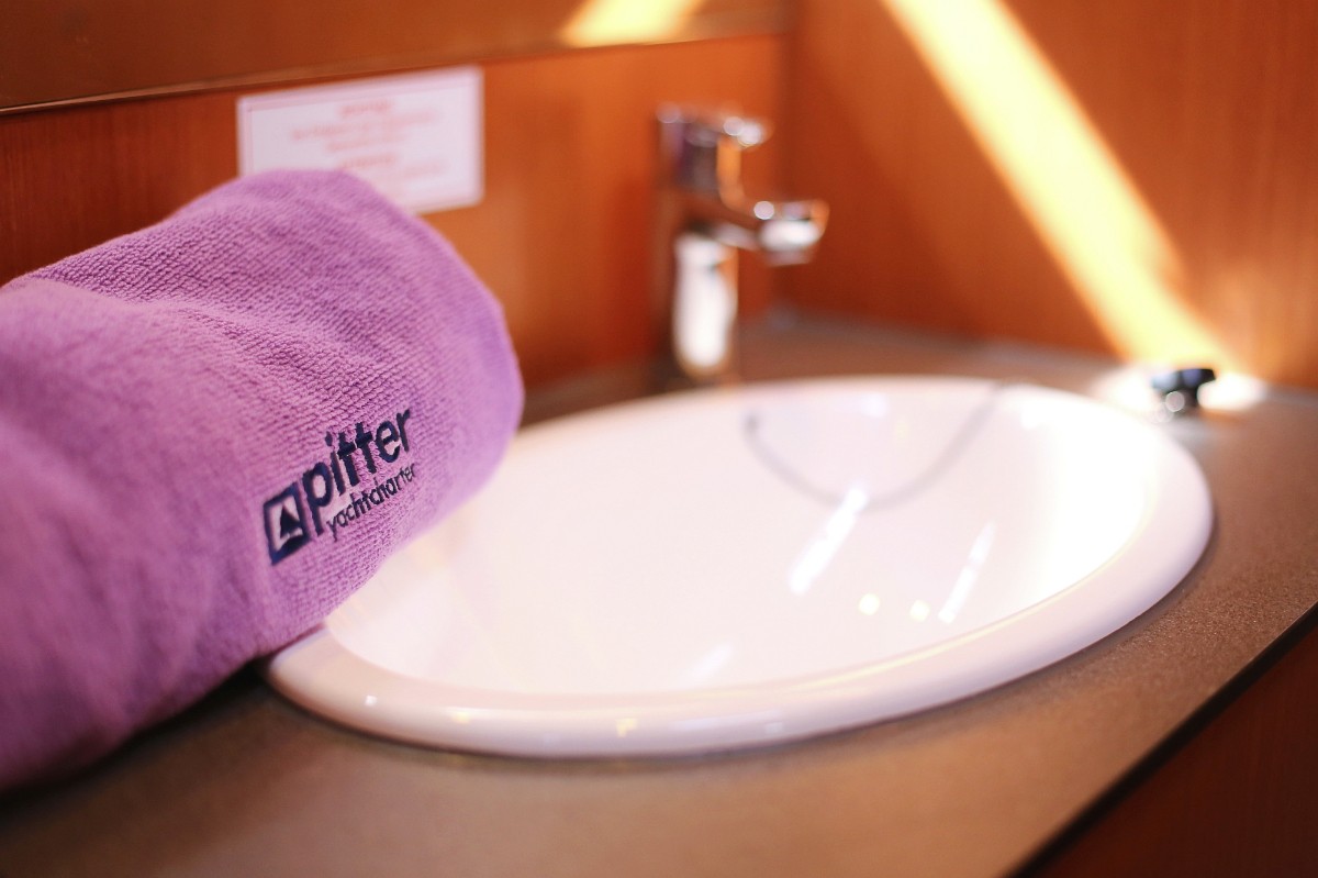 Bavaria Cruiser 56, Mandy | Yacht Charter Croatia