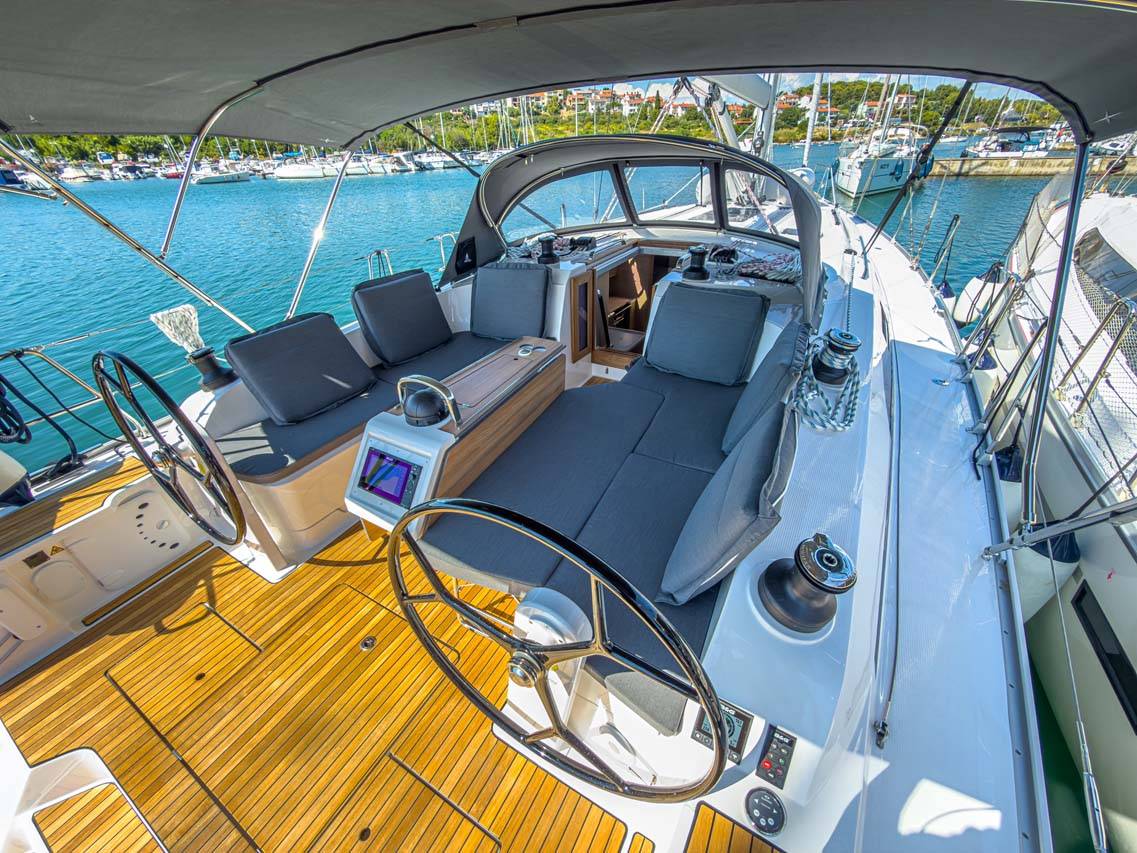 Bavaria Voyager 45, Aniara | Yacht Charter Croatia