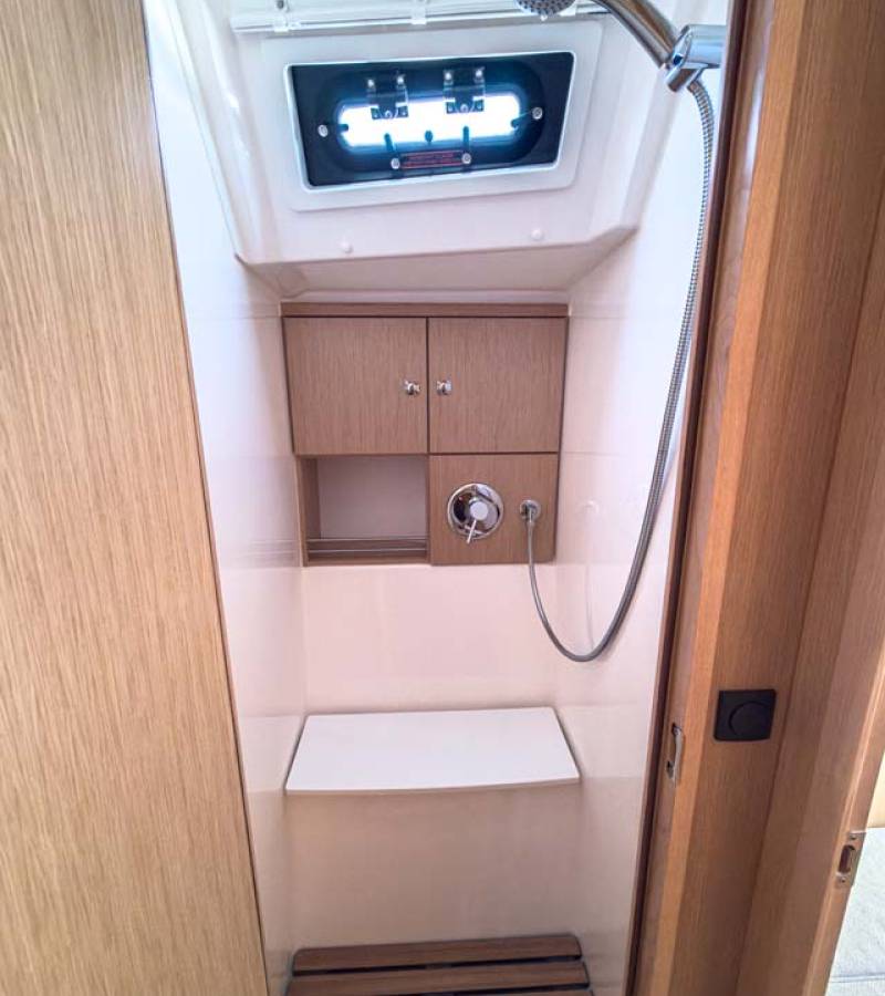 Bavaria Voyager 45, Aniara | Yacht Charter Croatia