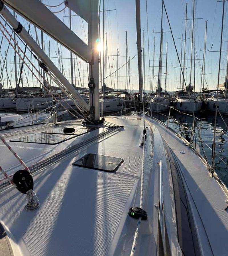 Bavaria Voyager 45, Alya | Noleggio di Yacht Croazia