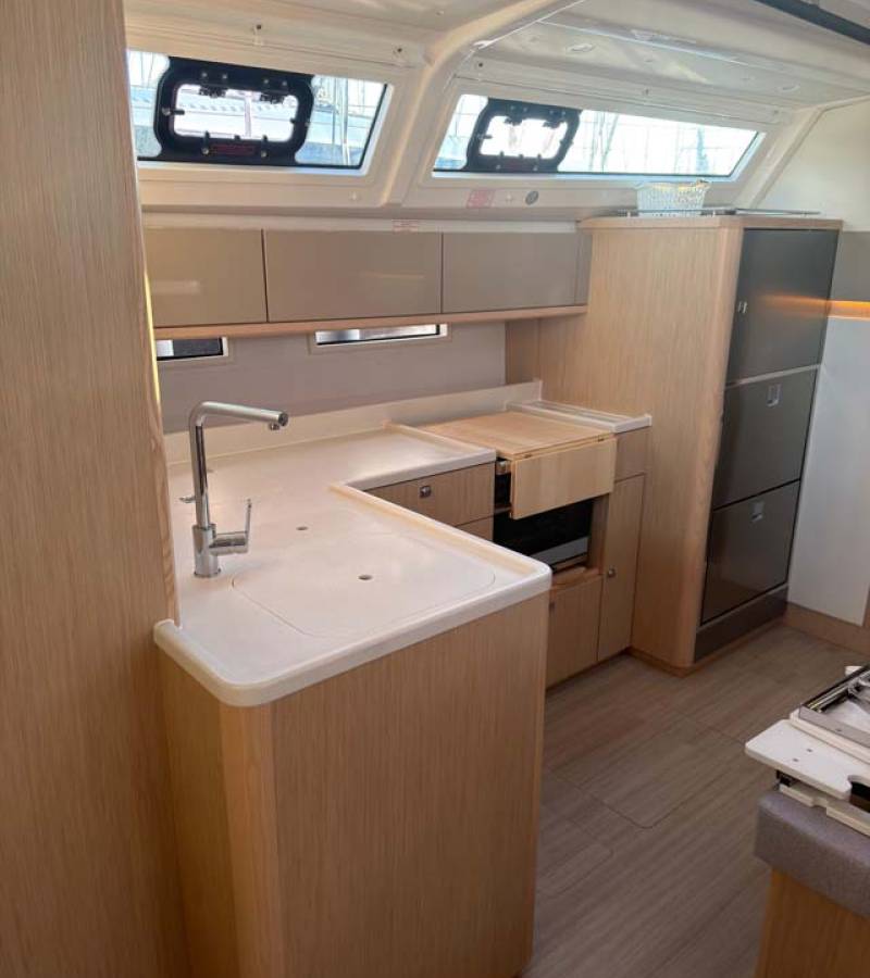 Bavaria Voyager 45, Alya | Noleggio di Yacht Croazia