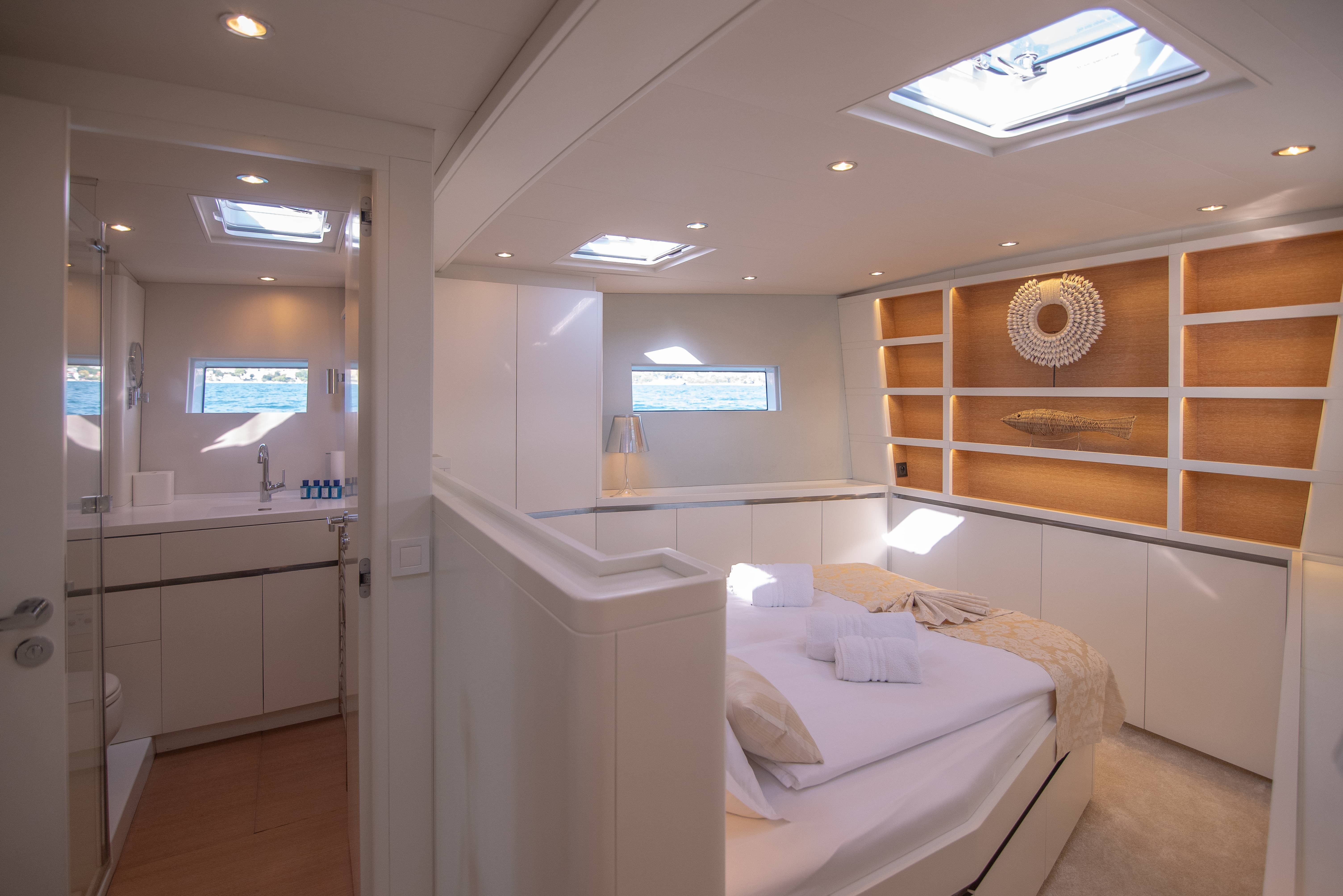 CNB 76, Bubbles | Noleggio di Yacht Croazia