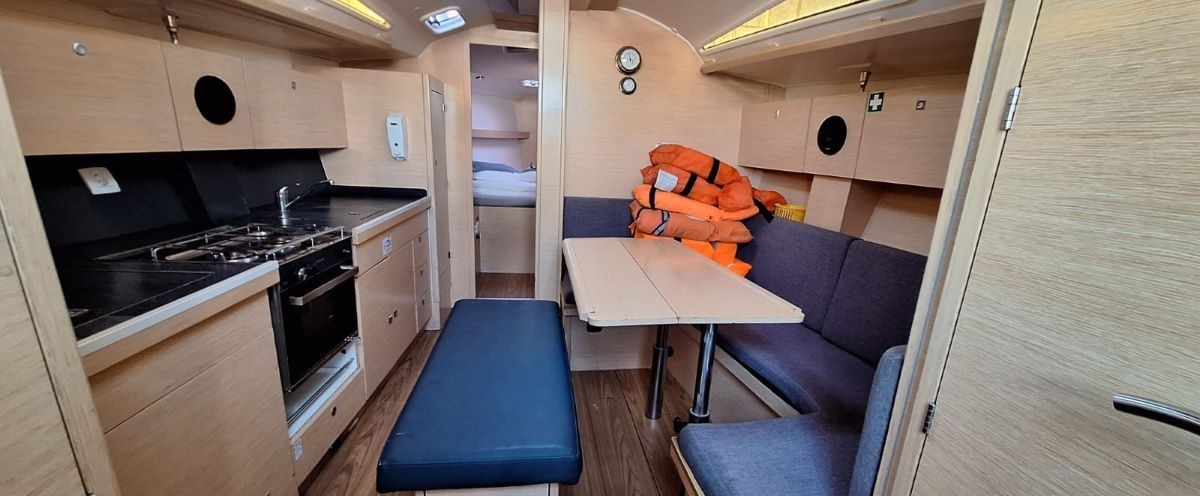 Cobra 41, Strizh | Yacht Charter Croatia