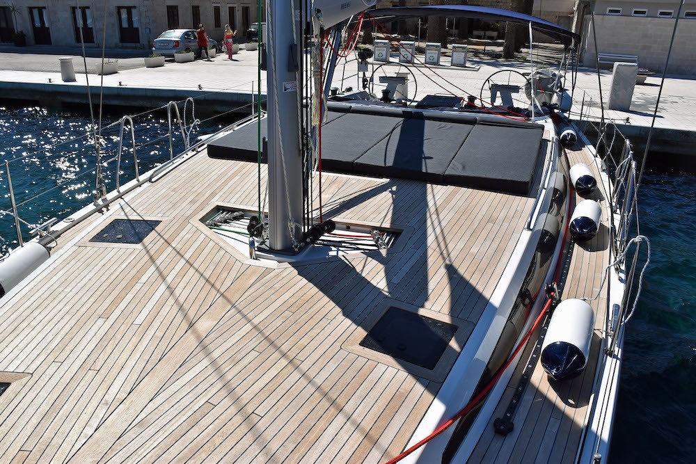 D&D Kufner 50, Rosso | Yacht Charter Croatia