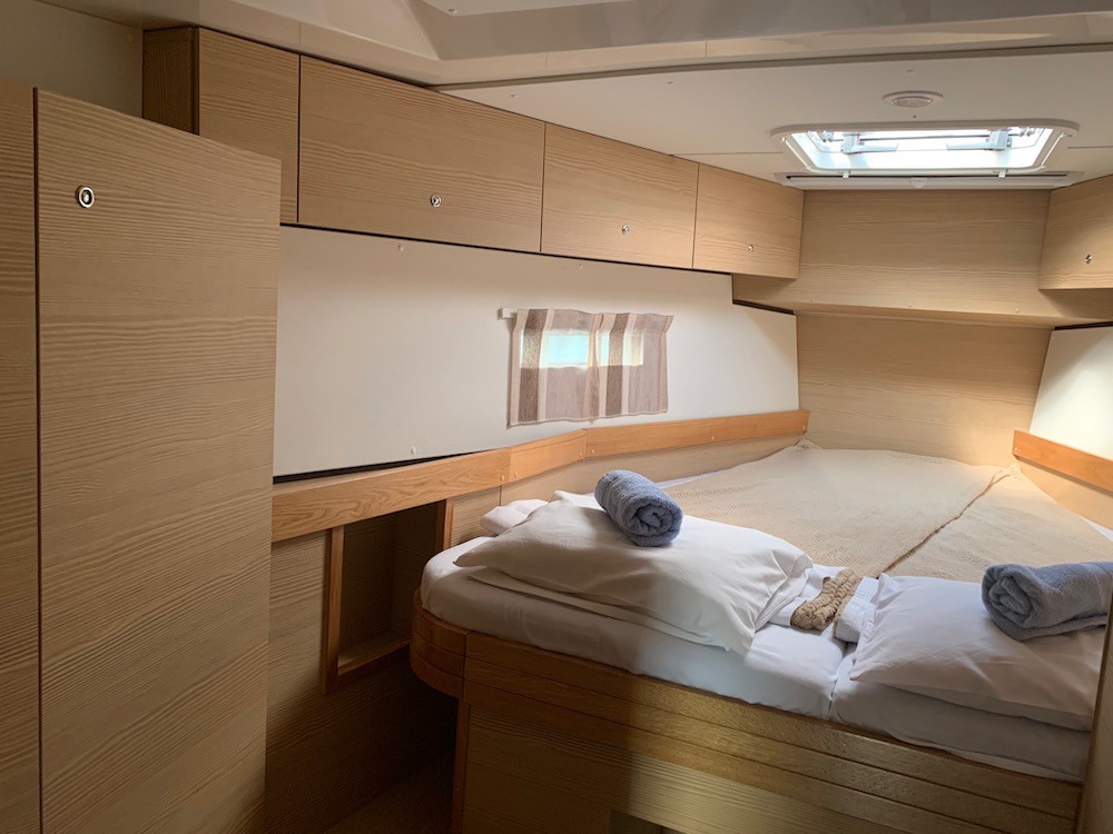 D&D Kufner 50, Rosso | Yacht Charter Croatia