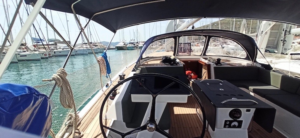 D&D Kufner 50, Bianco | Yacht Charter Croatia