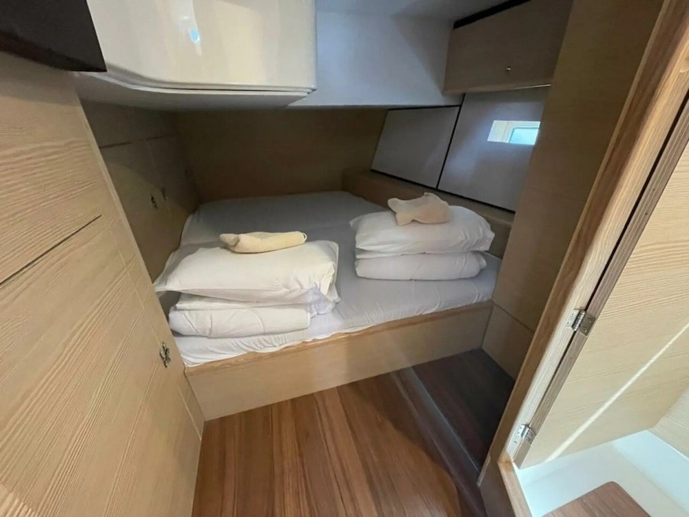 D&D Kufner 50, Bianco | Yacht Charter Croatia