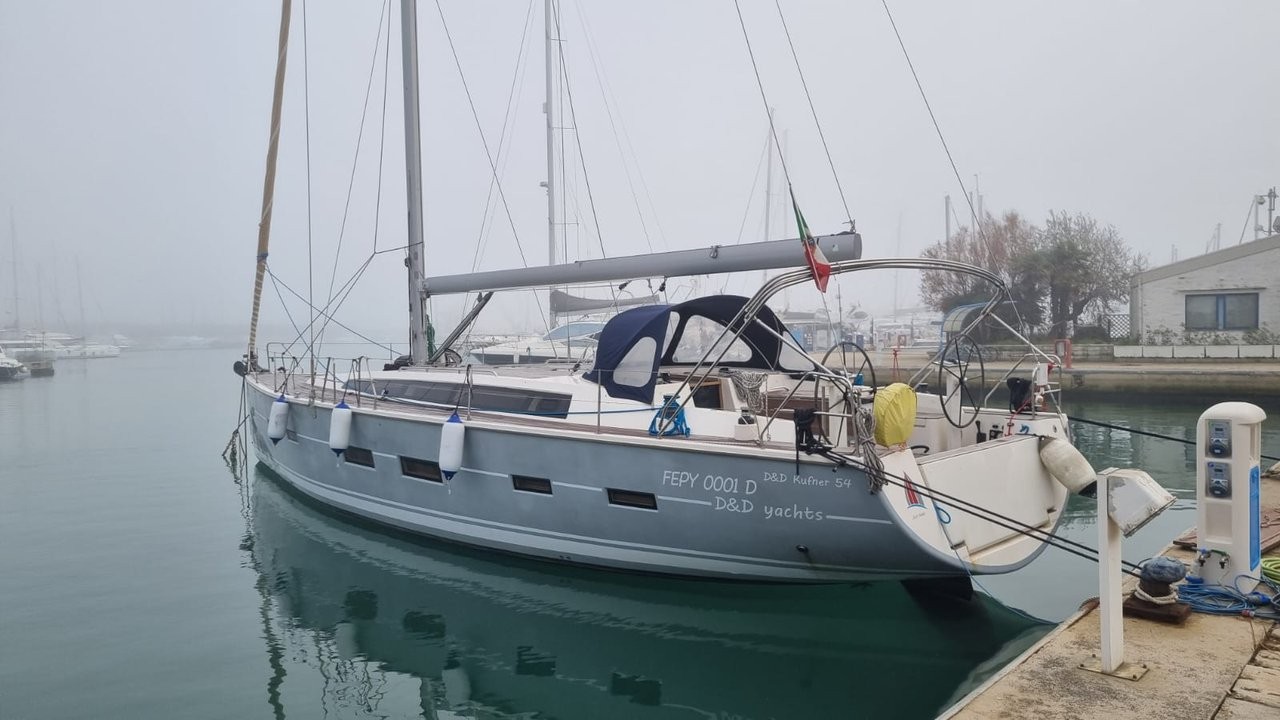 D&D Kufner 54.2, Rioja | Yacht Charter Croatia