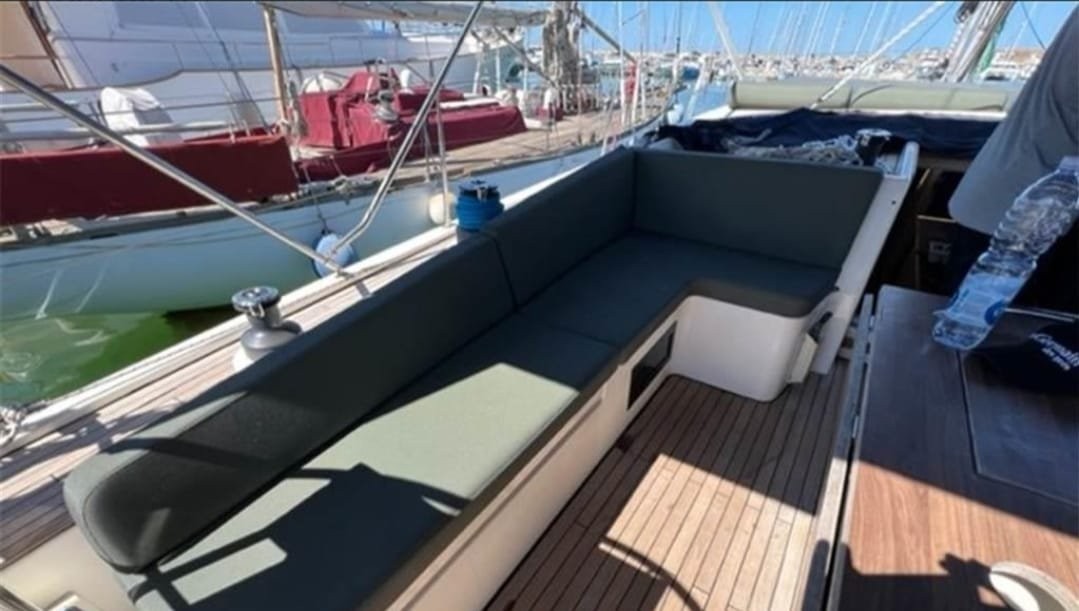 D&D Kufner 54.2, Rioja | Yacht Charter Croatia