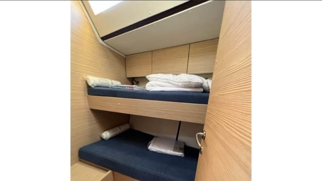 D&D Kufner 54.2, Rioja | Yacht Charter Croatia
