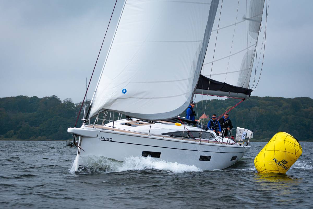 Dehler 46 SQ, Hugo | Noleggio di Yacht Croazia