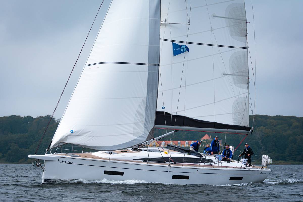 Dehler 46 SQ, Hugo | Noleggio di Yacht Croazia