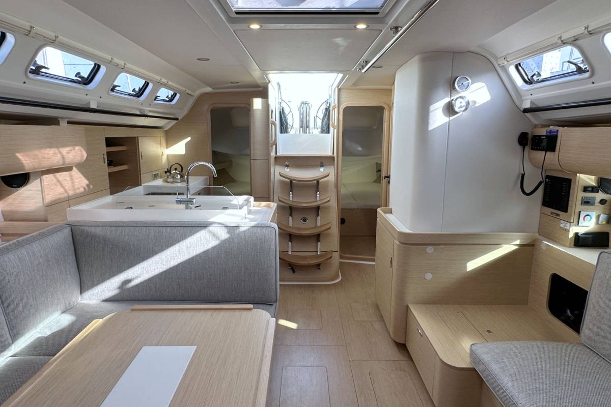 Dehler 46 SQ, Hugo | Noleggio di Yacht Croazia