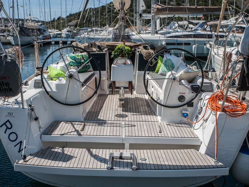 Dufour 350 GL, Ronja | Yacht Charter Croatia