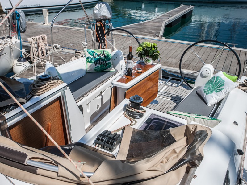 Dufour 350 GL, Ronja | Yacht Charter Croatia