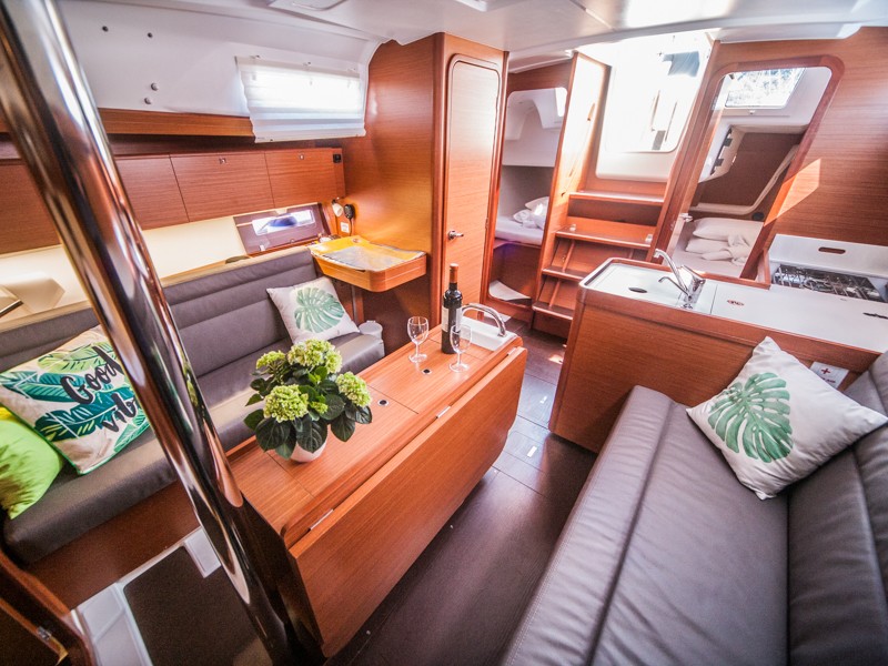 Dufour 350 GL, Ronja | Yacht Charter Croatia