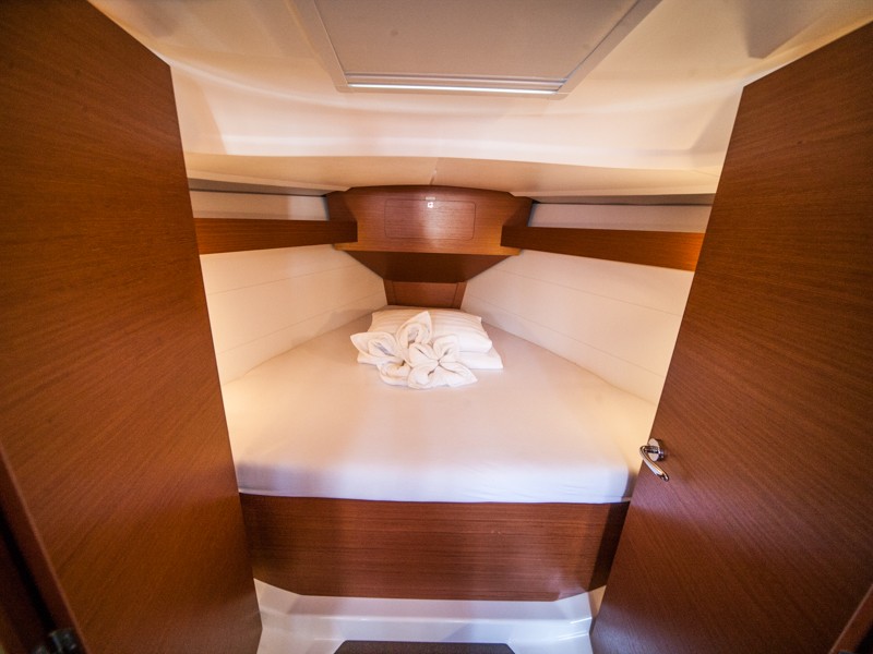 Dufour 350 GL, Ronja | Yacht Charter Croatia