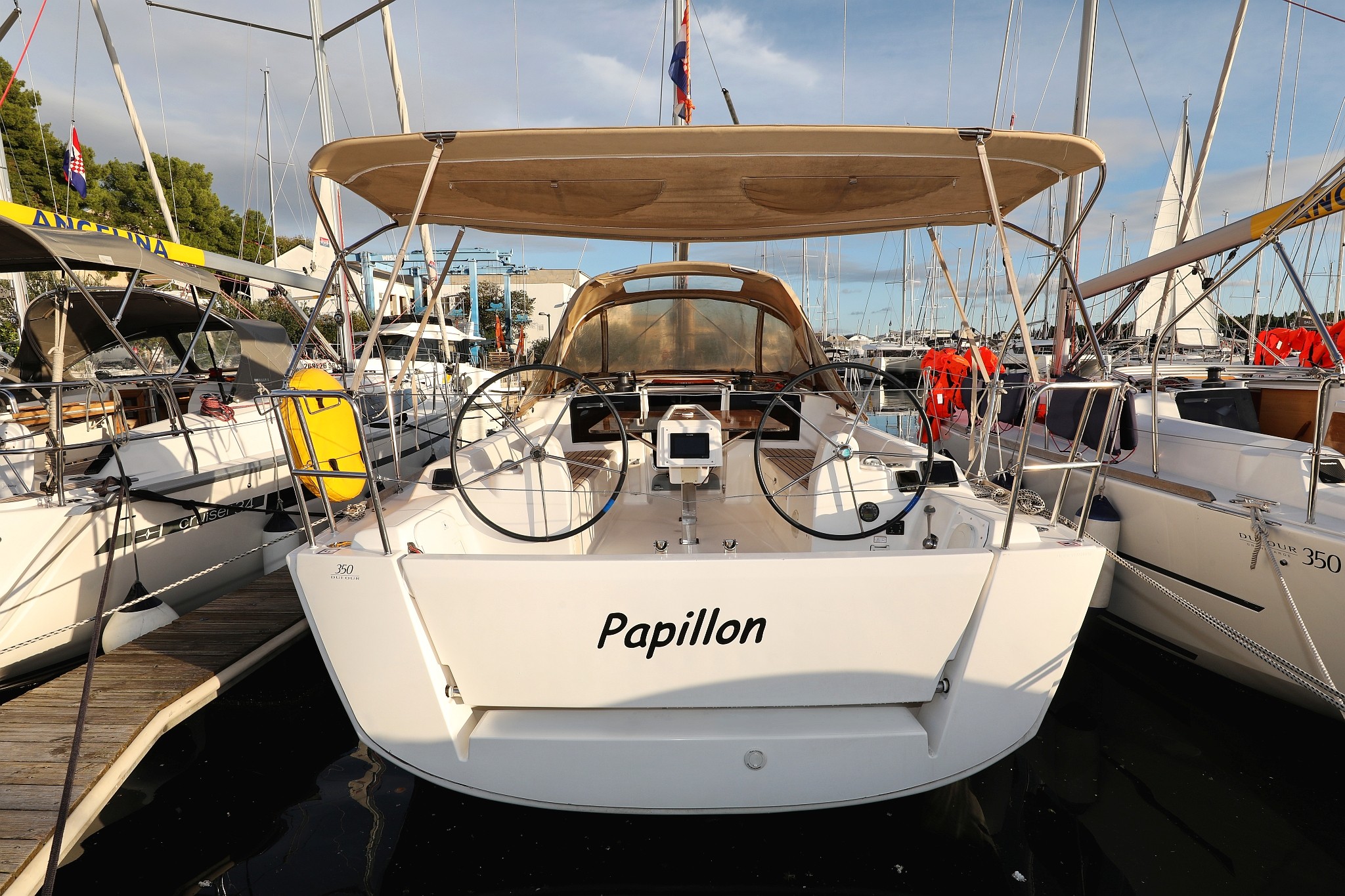 Dufour 350 GL, Papillon | Yacht Charter Croatia