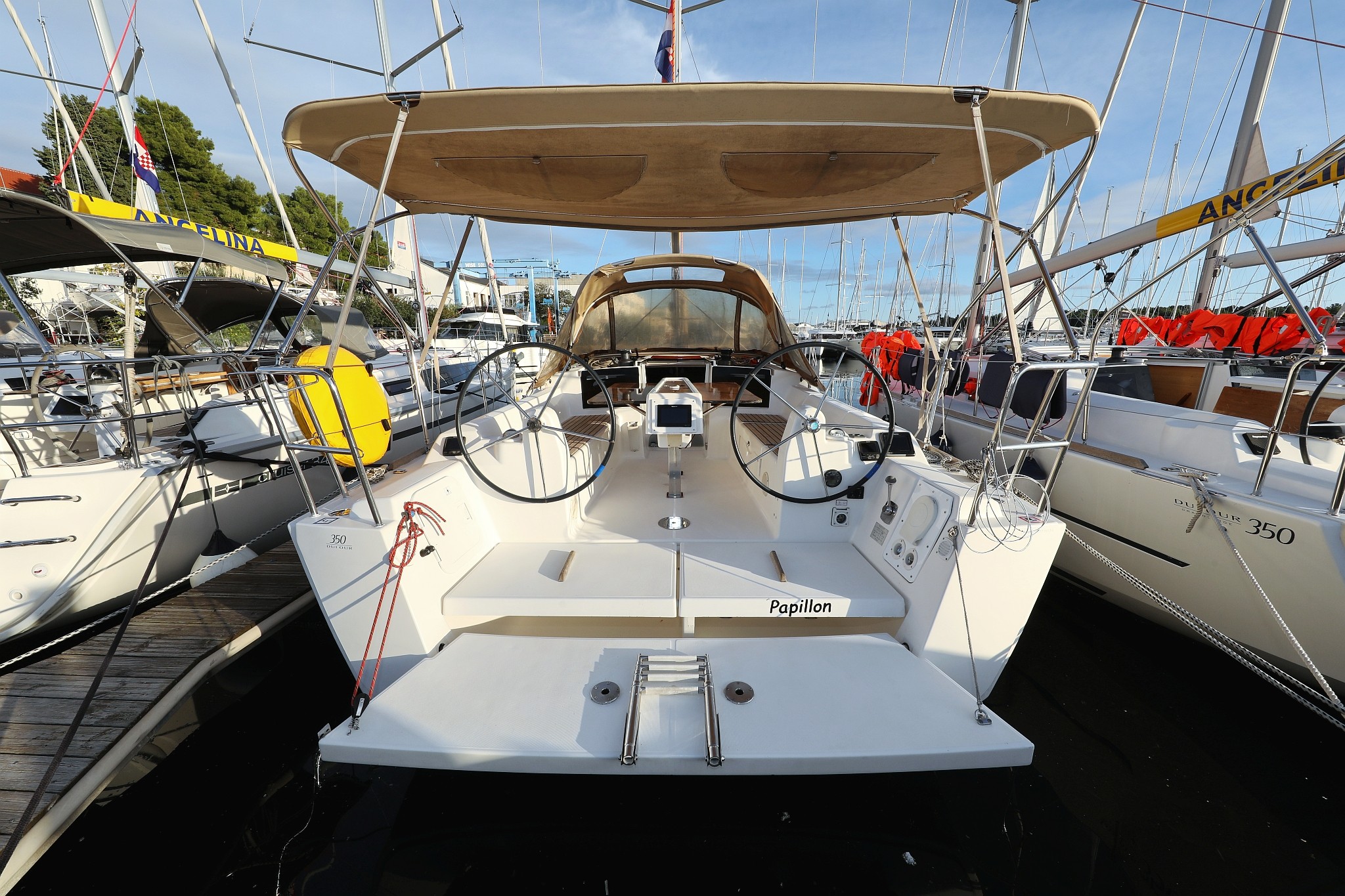 Dufour 350 GL, Papillon | Yacht Charter Croatia