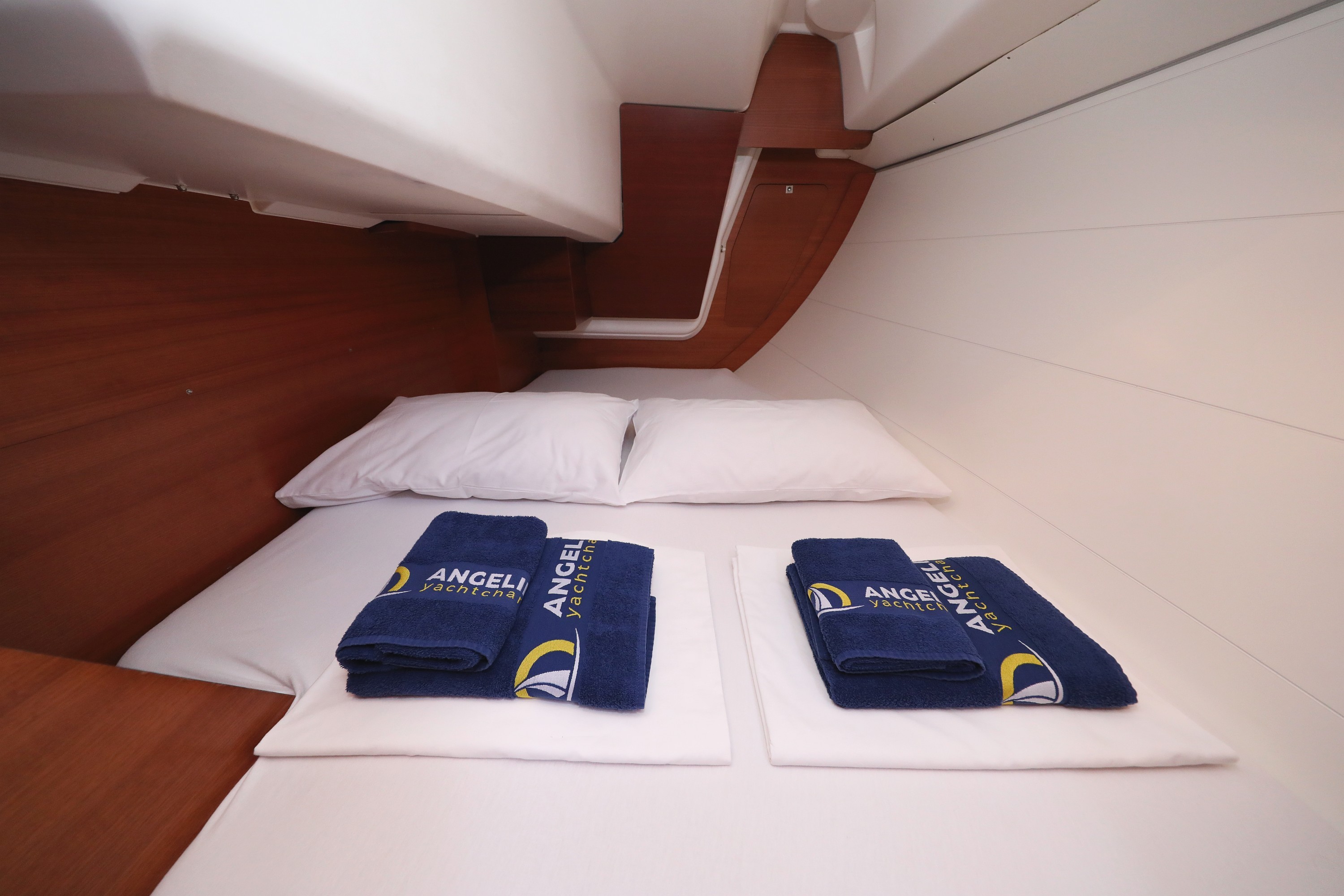 Dufour 350 GL, Papillon | Yacht Charter Croatia