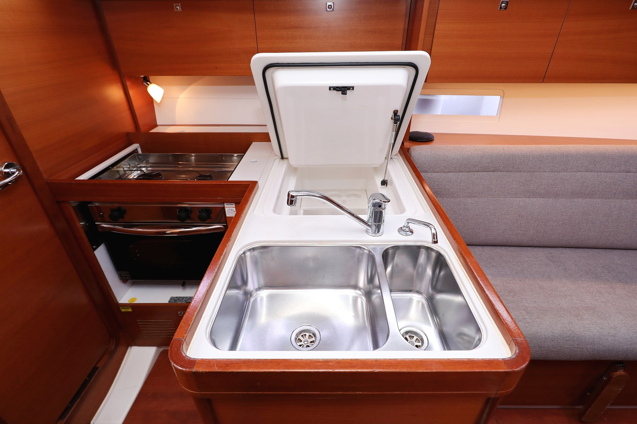Dufour 350 GL, Papillon | Yacht Charter Croatia