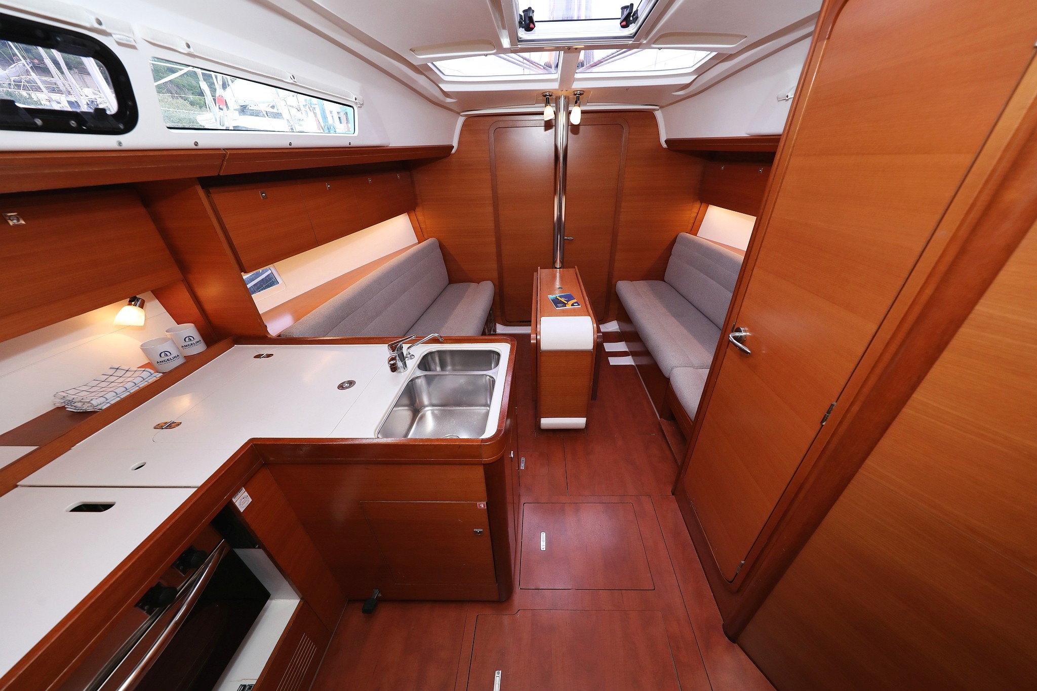 Dufour 350 GL, Feniks | Yacht Charter Croatia