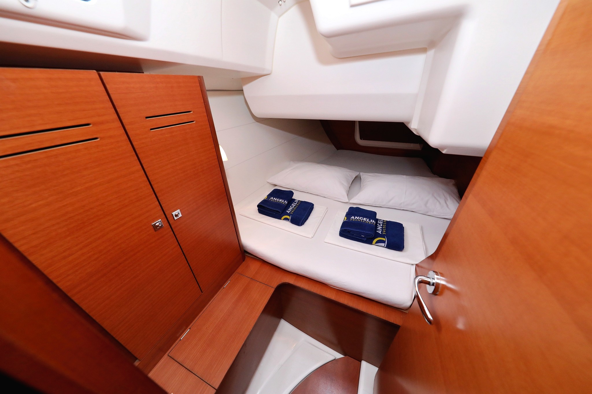 Dufour 350 GL, Feniks | Yacht Charter Croatia