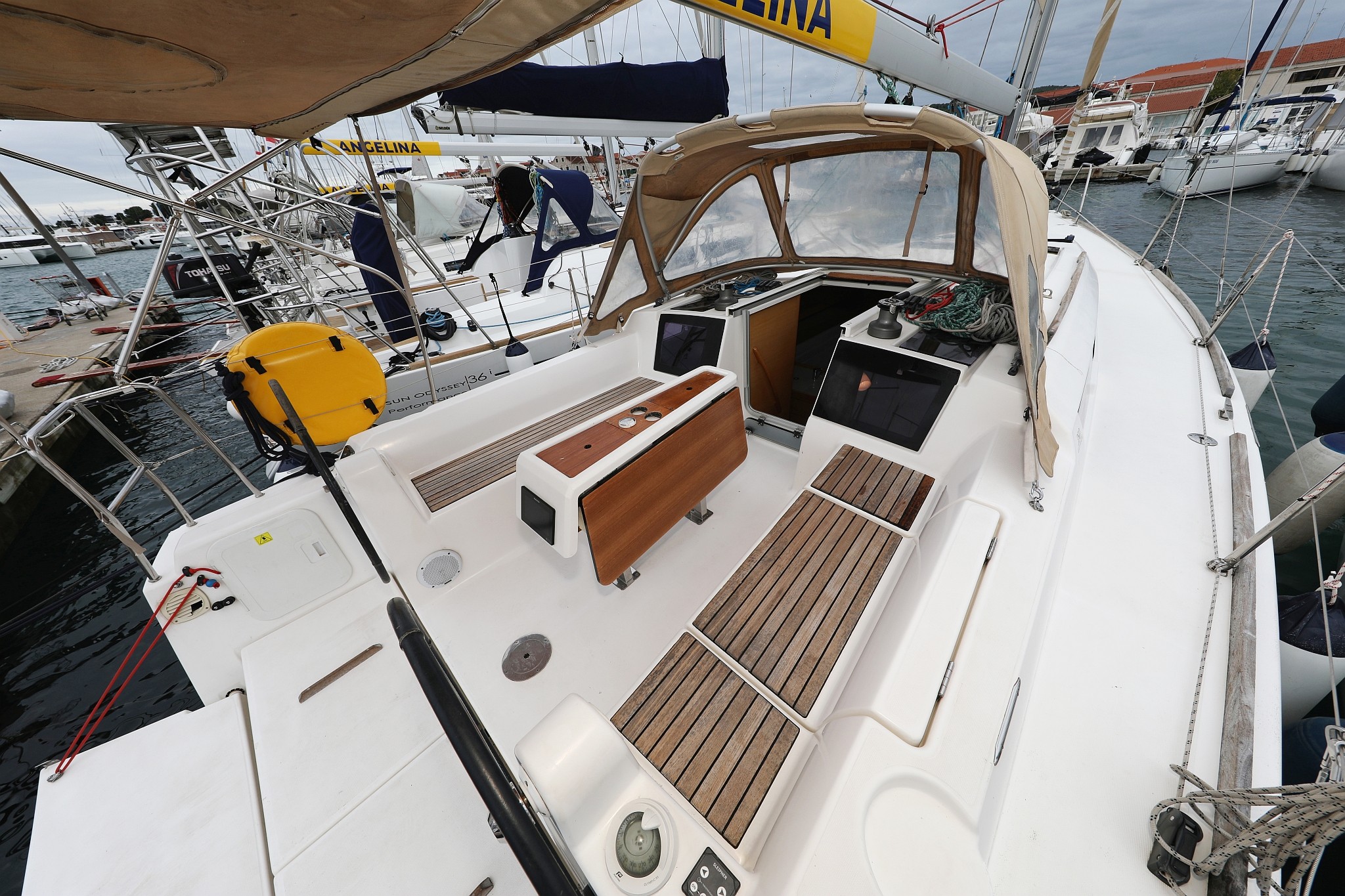 Dufour 350 GL, Sweet Lady | Yacht Charter Croatia