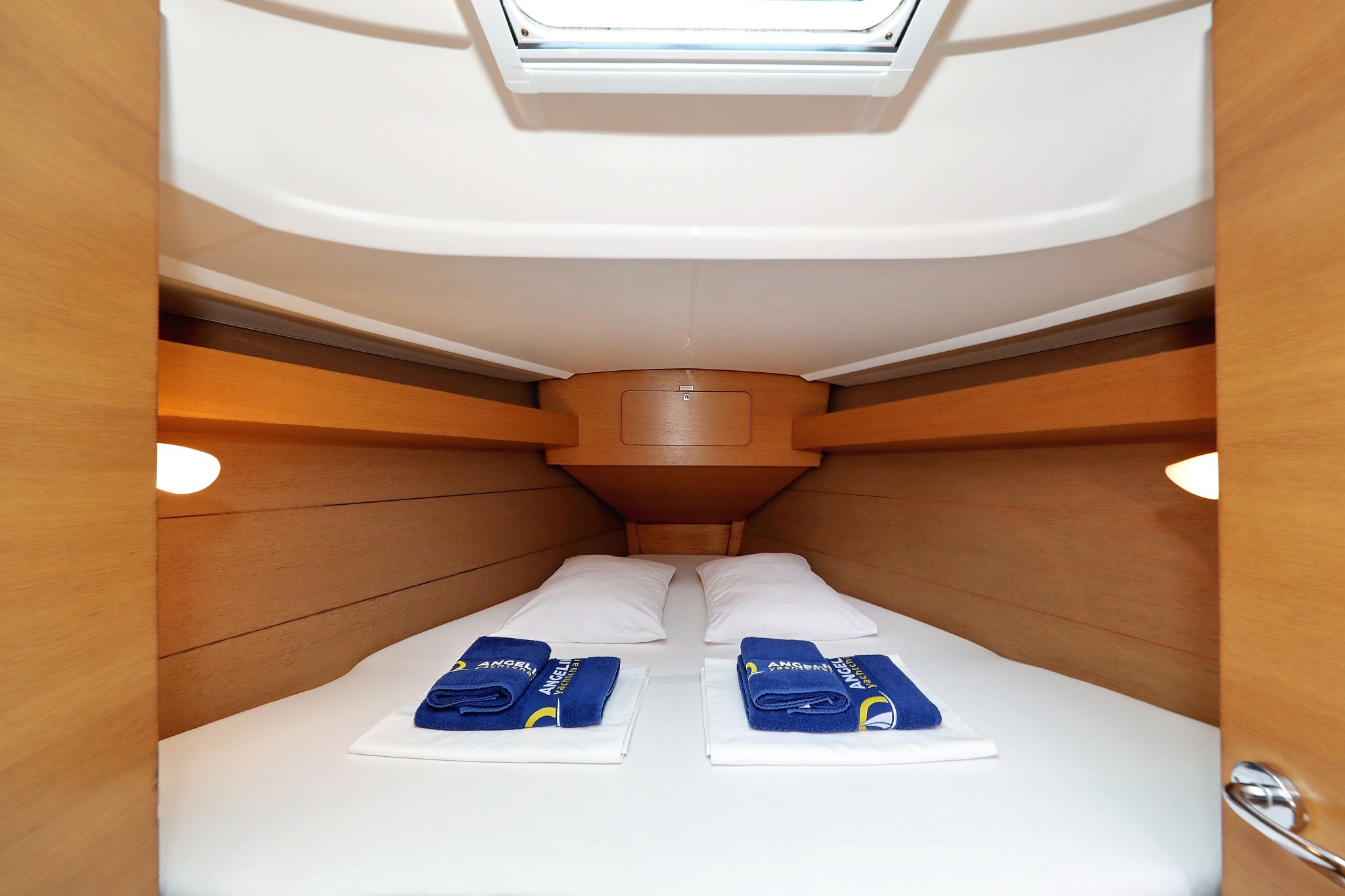 Dufour 350 GL, Sweet Lady | Yacht Charter Croatia