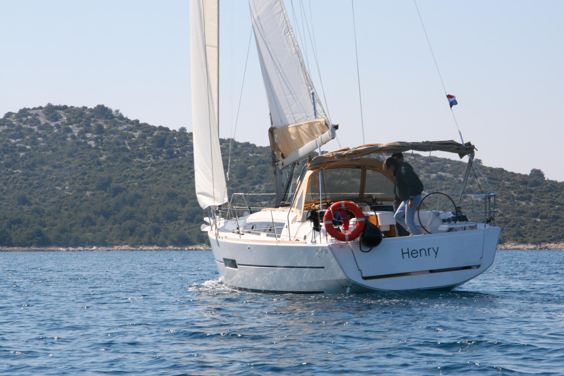 Dufour 382 GL, Henry | Noleggio di Yacht Croazia