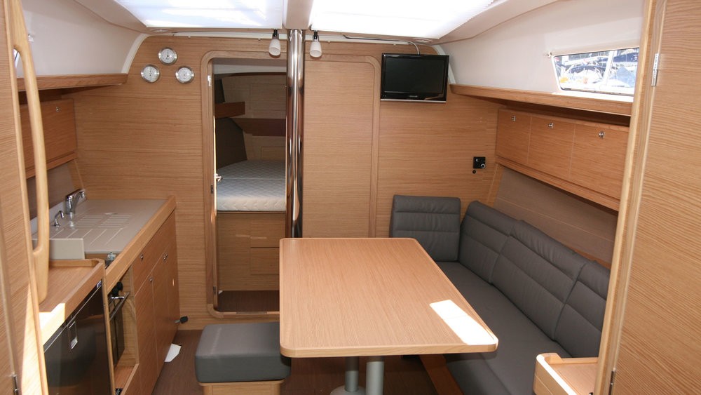 Dufour 382 GL, Henry | Noleggio di Yacht Croazia