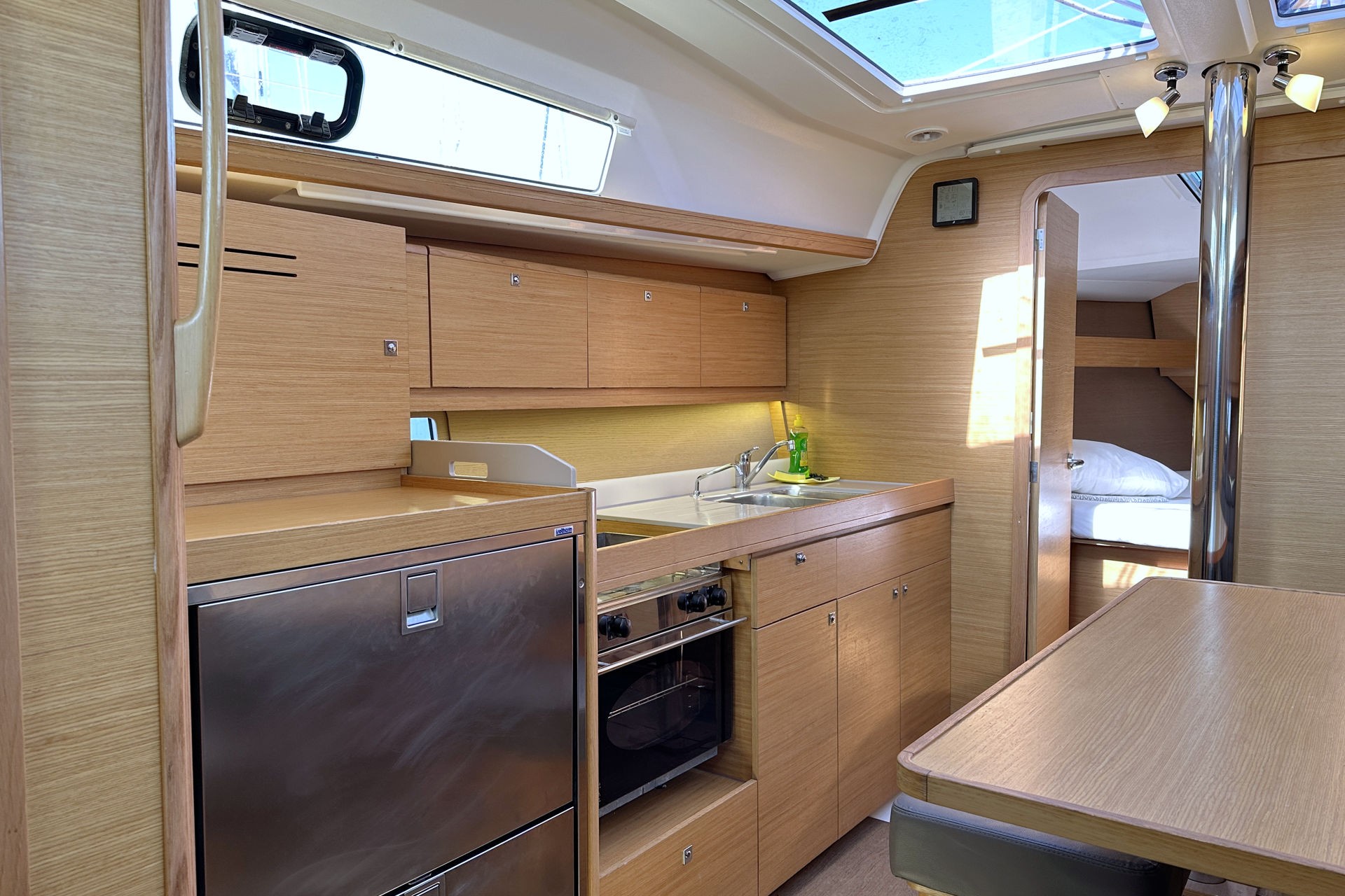 Dufour 382 GL, Henry | Noleggio di Yacht Croazia