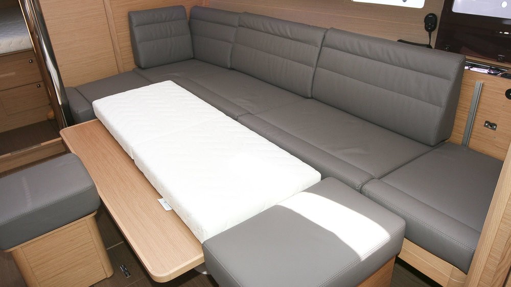 Dufour 382 GL, Henry | Noleggio di Yacht Croazia