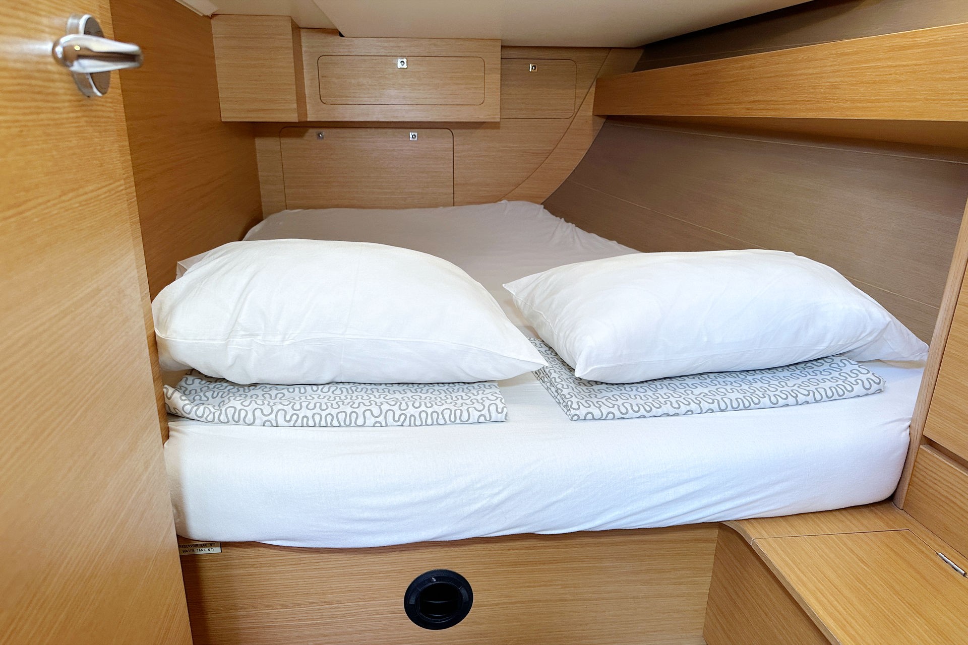 Dufour 382 GL, Henry | Noleggio di Yacht Croazia
