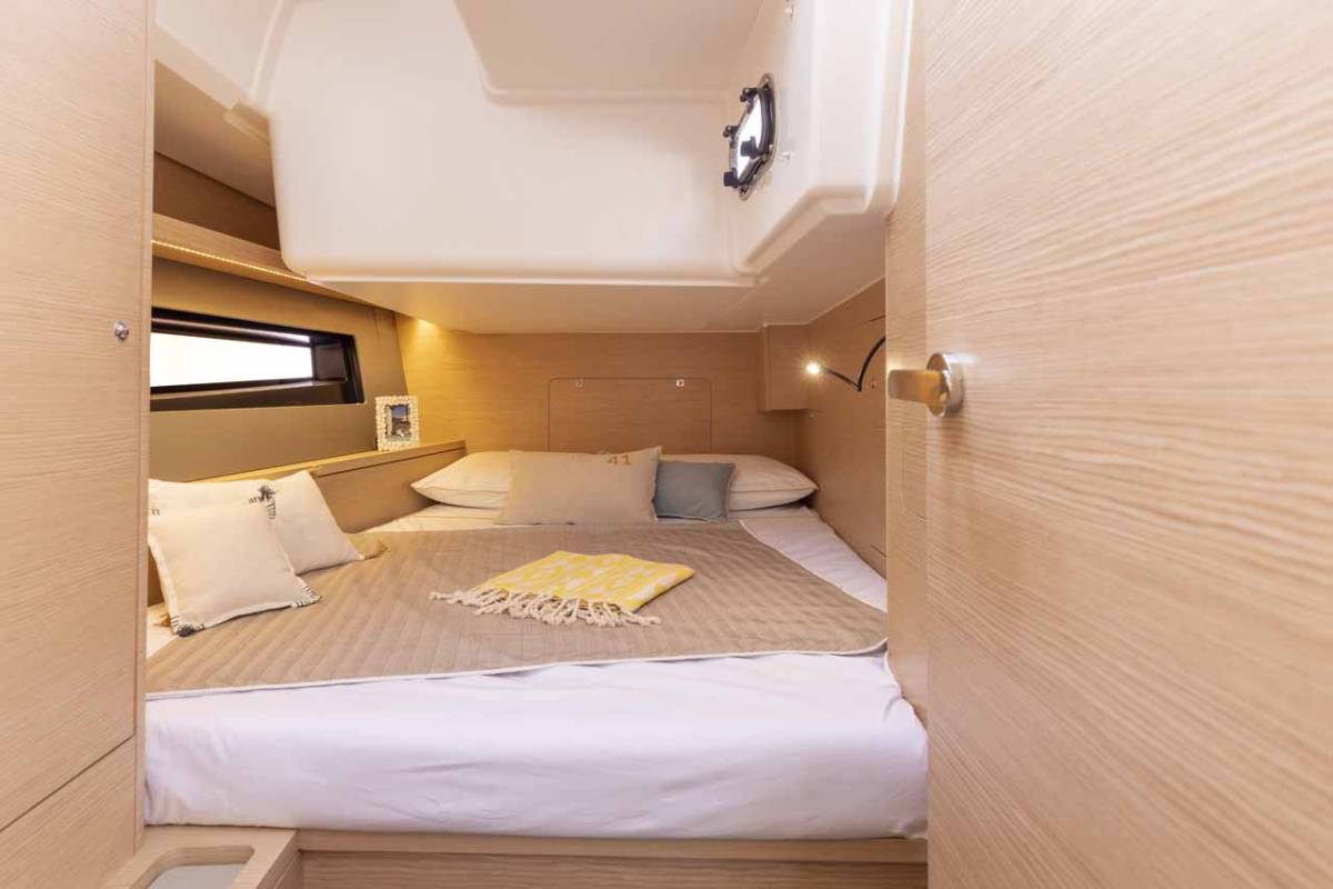 Dufour 41 Performance, Amazing Grace | Yacht Charter Croatia