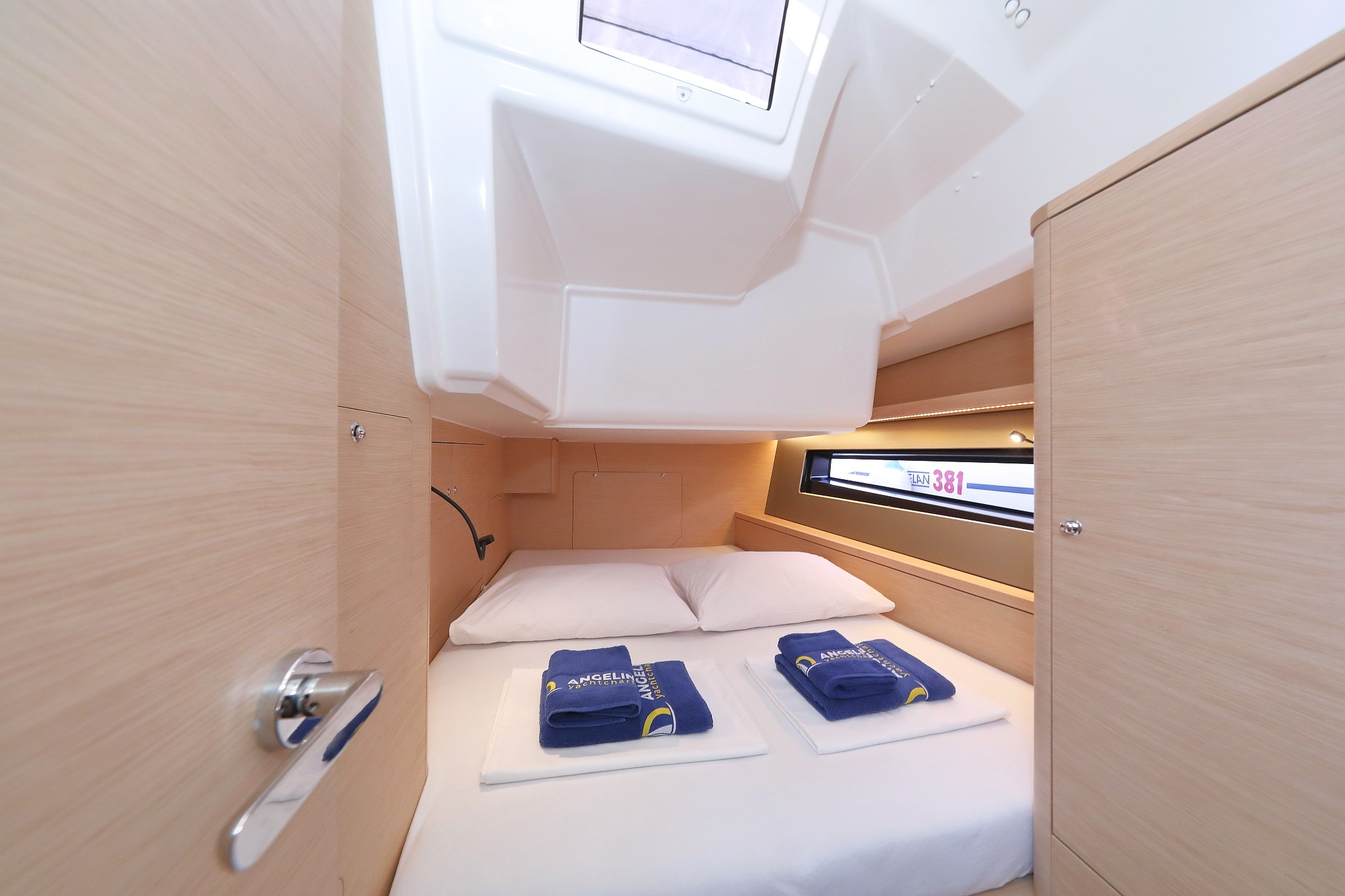 Dufour 41, Aniela | Yacht Charter Croatia