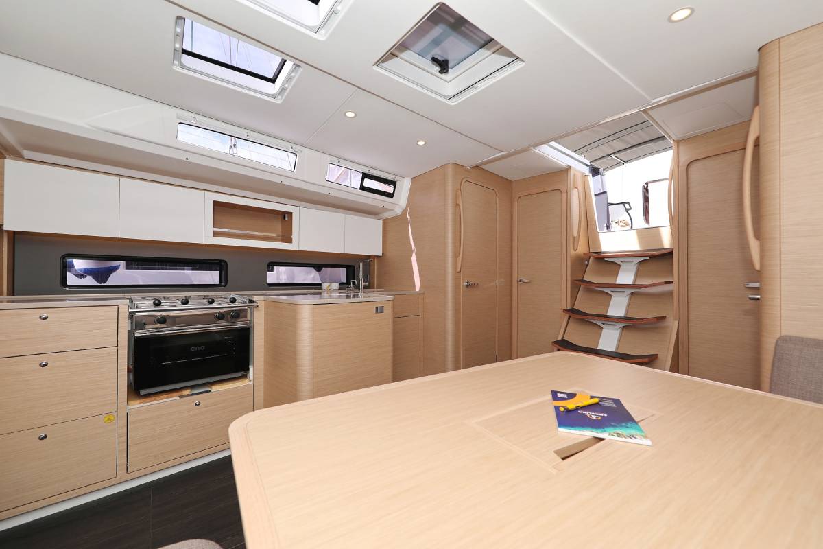 Dufour 41, Poppy | Yachtcharter Kroatien