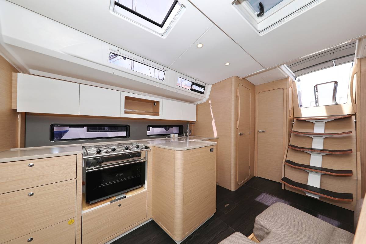 Dufour 41, Poppy | Yachtcharter Kroatien