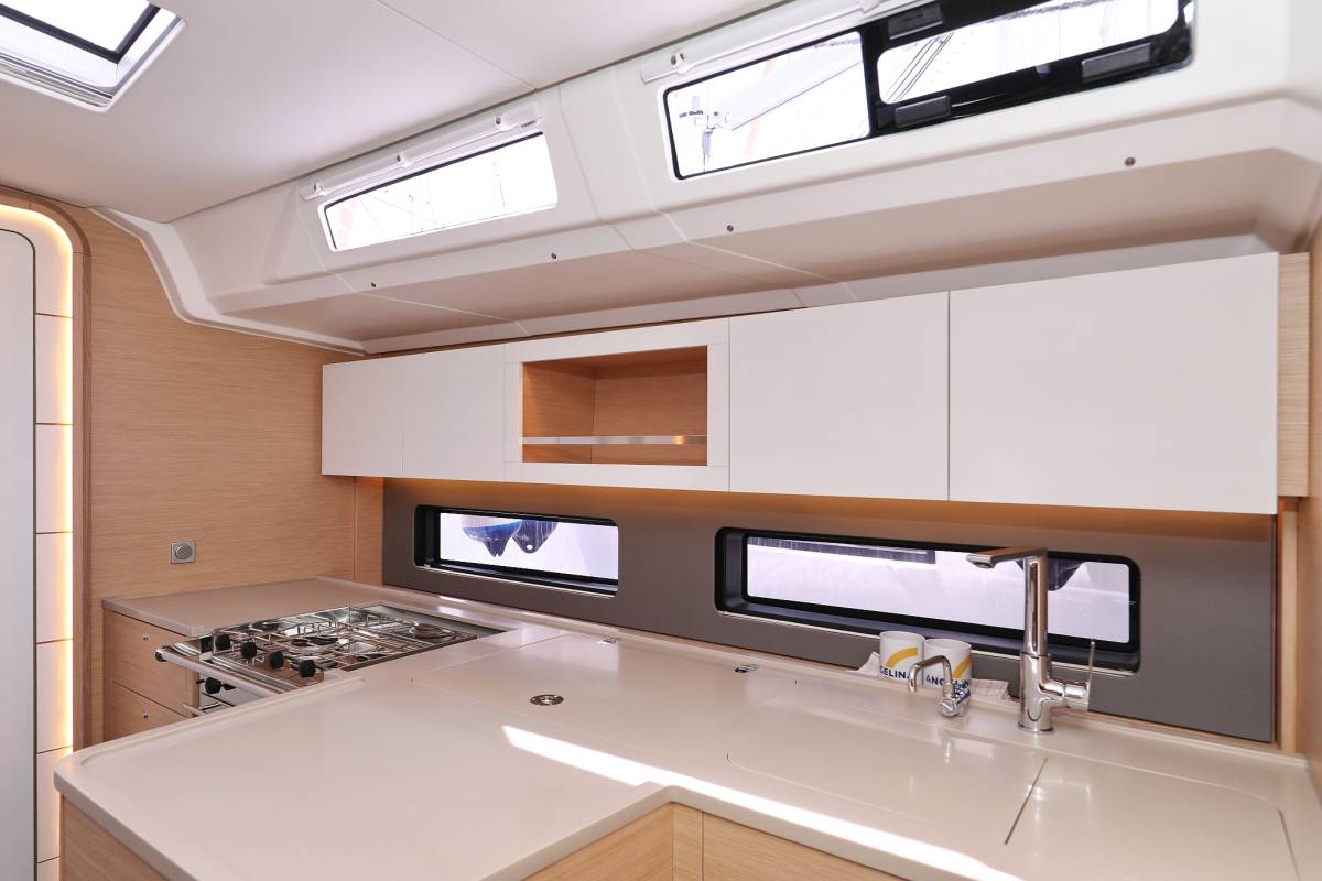 Dufour 41, Poppy | Yachtcharter Kroatien