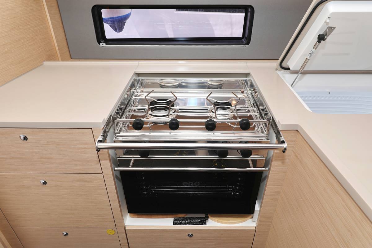 Dufour 41, Poppy | Yachtcharter Kroatien