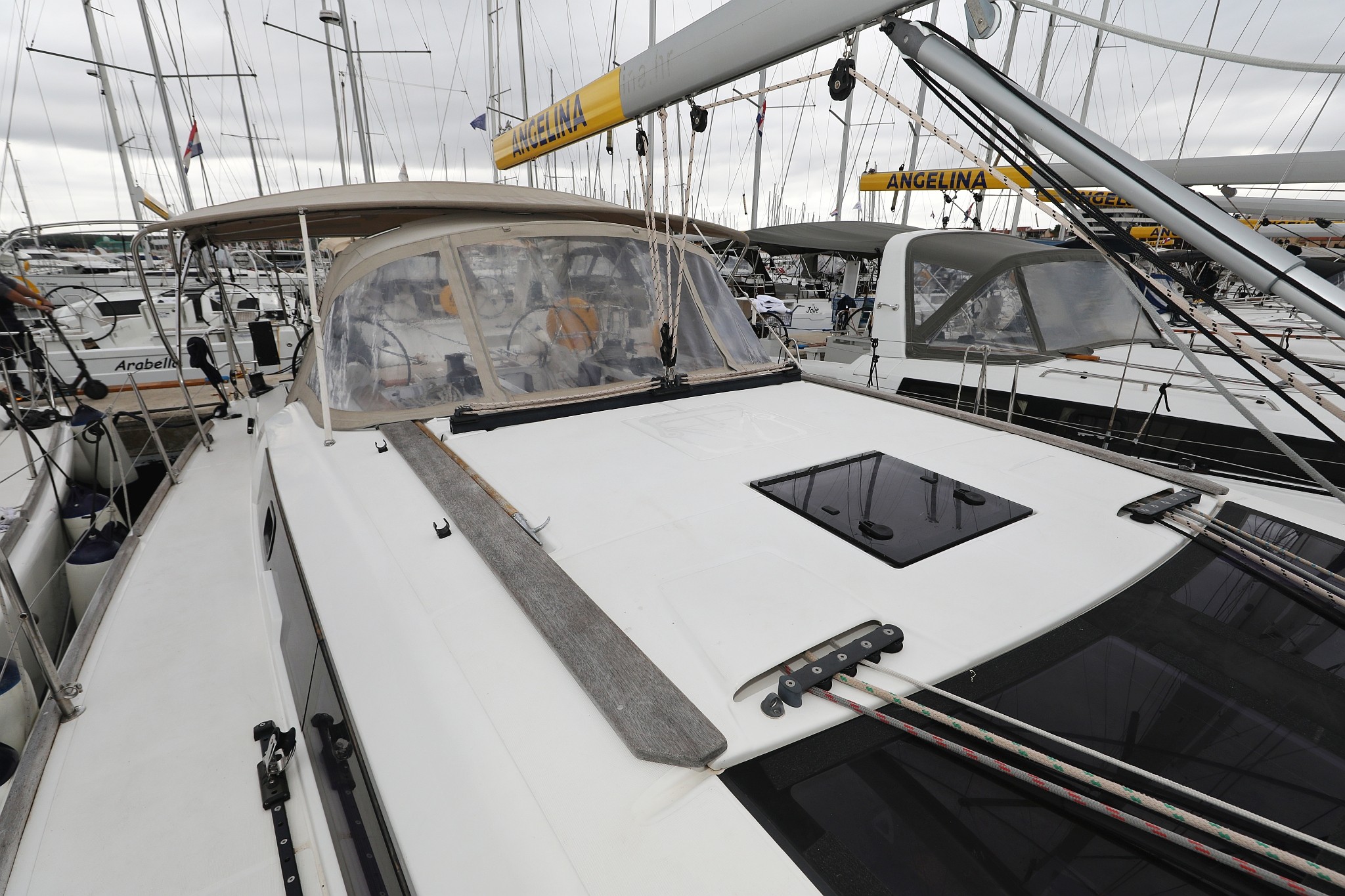Dufour 412 GL, Mona | Yacht Charter Croatia