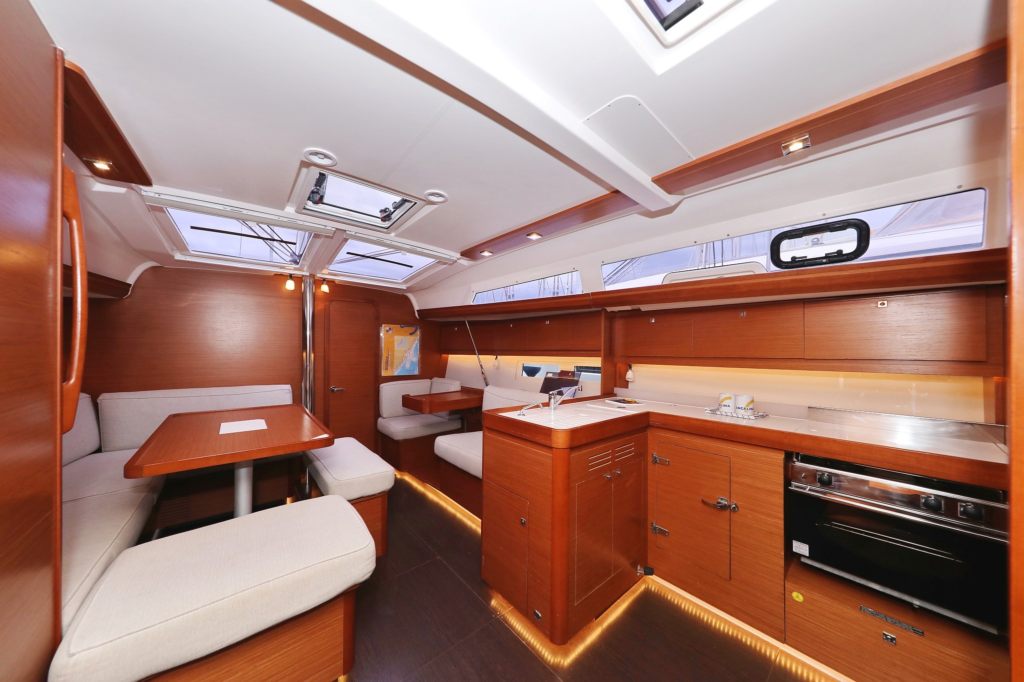 Dufour 412 GL, Mona | Yacht Charter Croatia
