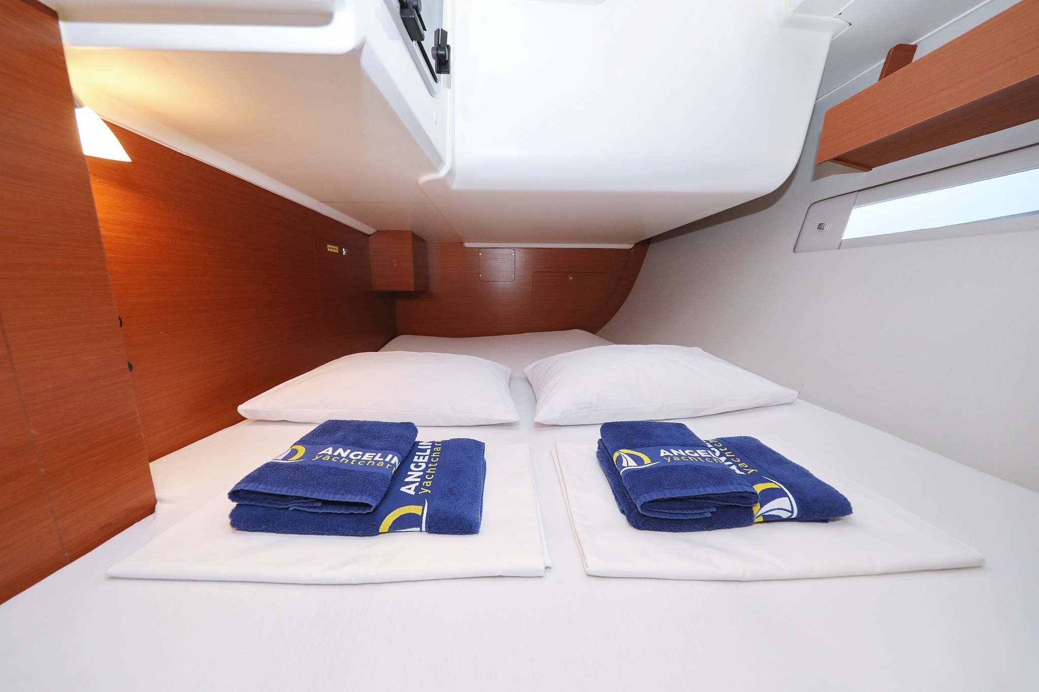 Dufour 412 GL, Mona | Yacht Charter Croatia