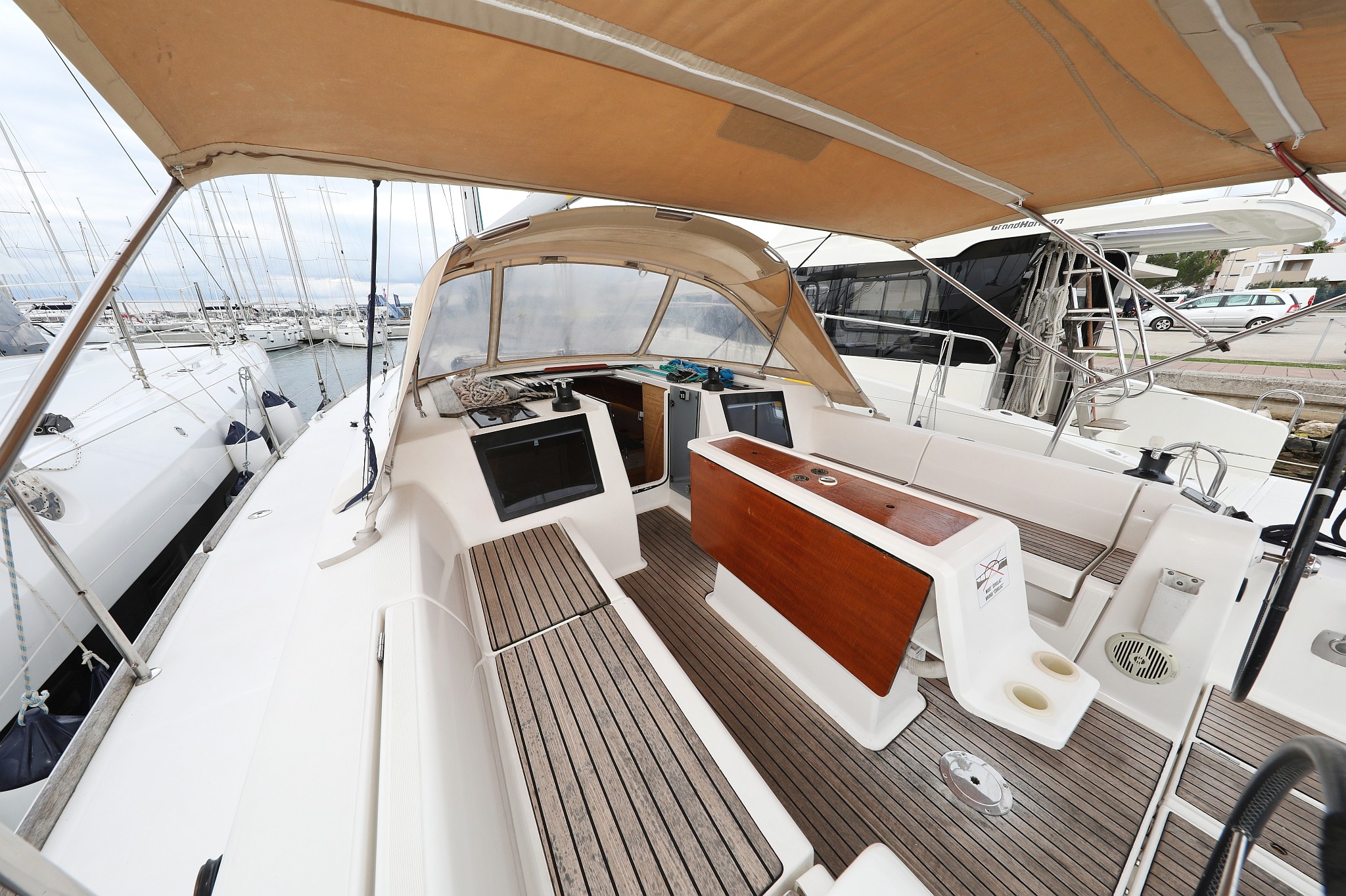 Dufour 412 GL, Family Office | Yacht Charter Croatia