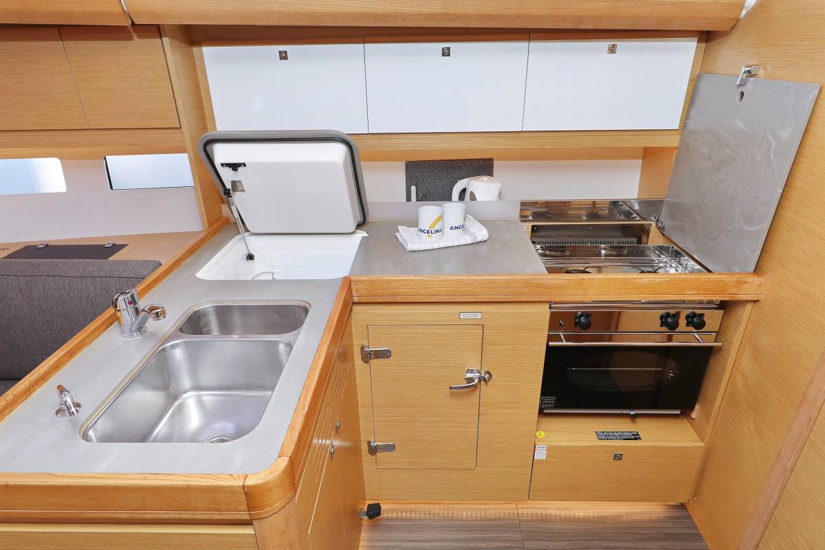 Dufour 412 GL, Themisto | Yacht Charter Croatia