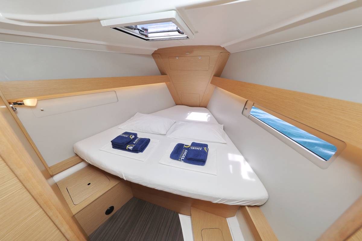 Dufour 412 GL, Themisto | Yacht Charter Croatia
